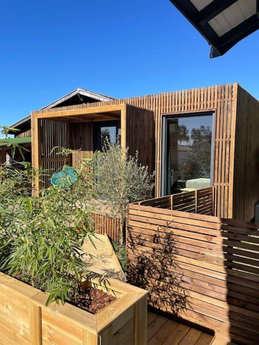 Le Lodge Belin-Beliet Exteriör bild